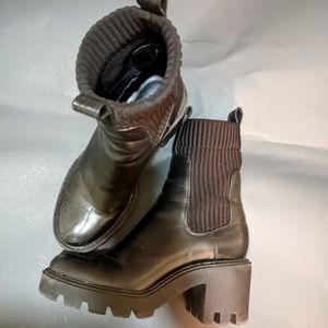 ZARA LOW HEELED LUG SOLE ANKLE BOOTS BLACK EU36/US6